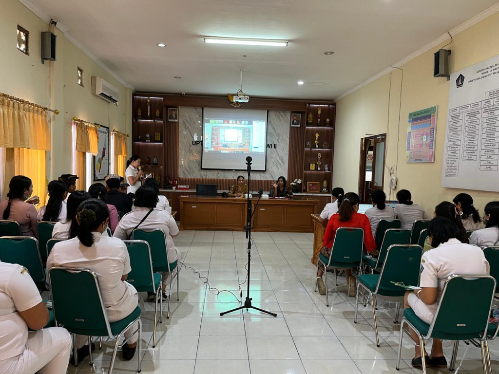 PELAKSANAAN KEGIATAN LOKAKARYA MINI BULANAN DI UPTD PUSKESMAS MENGWI II